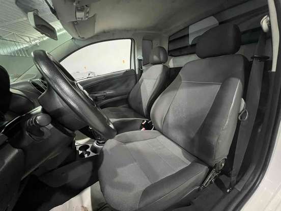 VOLKSWAGEN-SAVEIRO-1.6 MI CE 8V FLEX 2P MANUAL G.V VOLKSWAGEN-SAVEIRO-2011