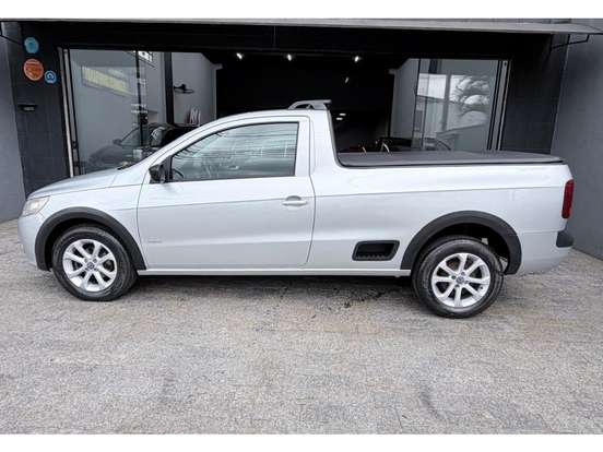 VOLKSWAGEN-SAVEIRO-2011