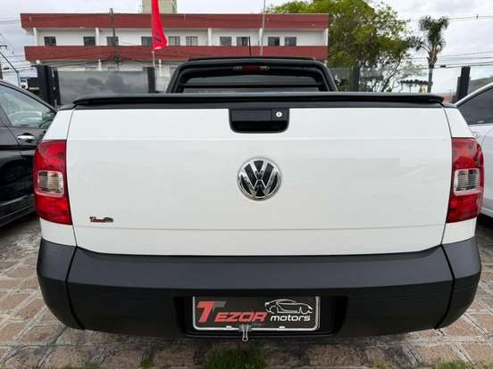 VOLKSWAGEN-SAVEIRO-2015