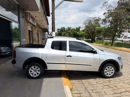 VOLKSWAGEN-SAVEIRO-2016