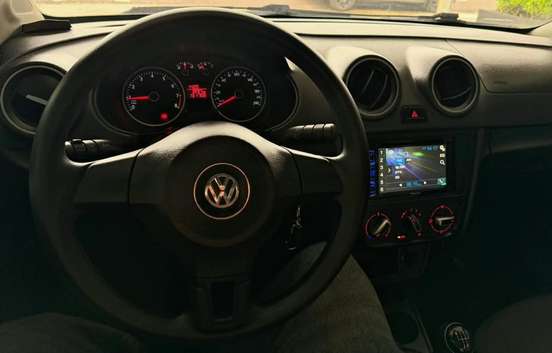 VOLKSWAGEN-SAVEIRO-2015