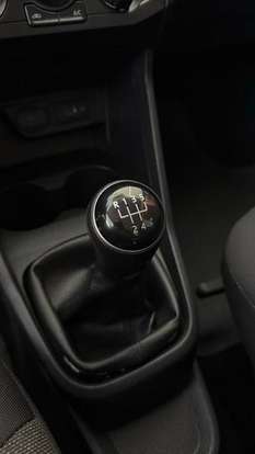 VOLKSWAGEN-SAVEIRO-2023