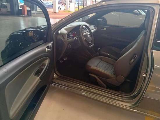 VOLKSWAGEN-SAVEIRO-2025