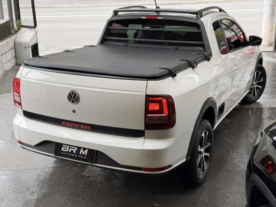 VOLKSWAGEN-SAVEIRO-2017