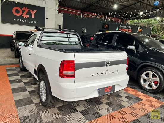 VOLKSWAGEN-SAVEIRO-2023