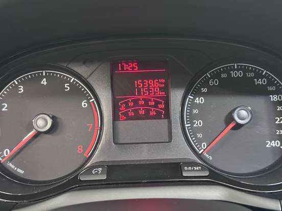 VOLKSWAGEN-SAVEIRO-1.6 MSI ROBUST CD 16V FLEX 2P MANUAL VOLKSWAGEN-SAVEIRO-2025