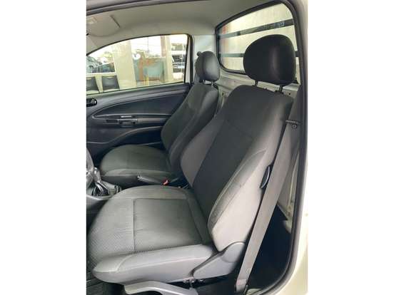 VOLKSWAGEN-SAVEIRO-2021