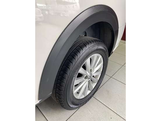 VOLKSWAGEN-SAVEIRO-2021