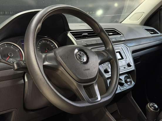 VOLKSWAGEN-SAVEIRO-1.6 MSI TRENDLINE CS 8V FLEX 2P MANUAL VOLKSWAGEN-SAVEIRO-2017