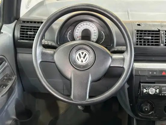 VOLKSWAGEN-SPACEFOX-2009