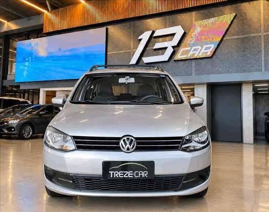 VOLKSWAGEN-SPACEFOX-2013
