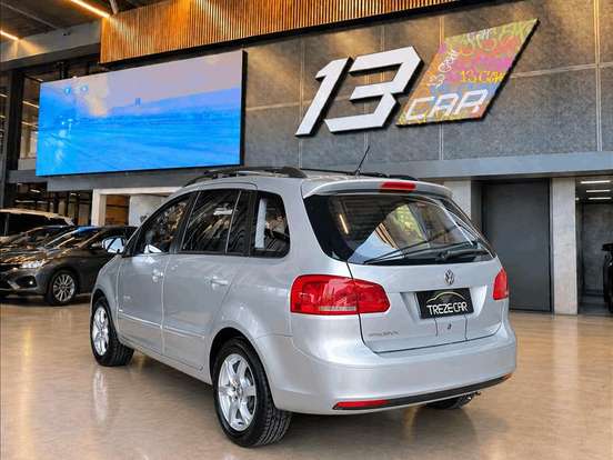 VOLKSWAGEN-SPACEFOX-1.6 MI TREND 8V FLEX 4P AUTOMATIZADO VOLKSWAGEN-SPACEFOX-2013