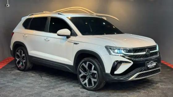VOLKSWAGEN TAOS 1.4 250 TSI TOTAL FLEX COMFORTLINE AUTOMÁTICO
