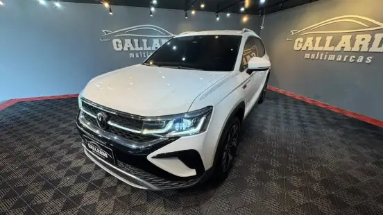 VOLKSWAGEN-TAOS-2023