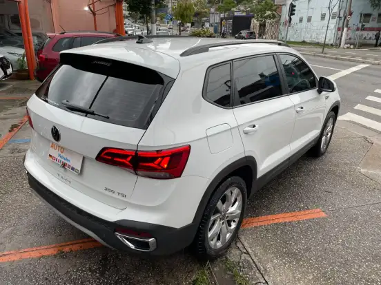 VOLKSWAGEN-TAOS-1.4 250 TSI TOTAL FLEX COMFORTLINE AUTOMÁTICO VOLKSWAGEN-TAOS-2022