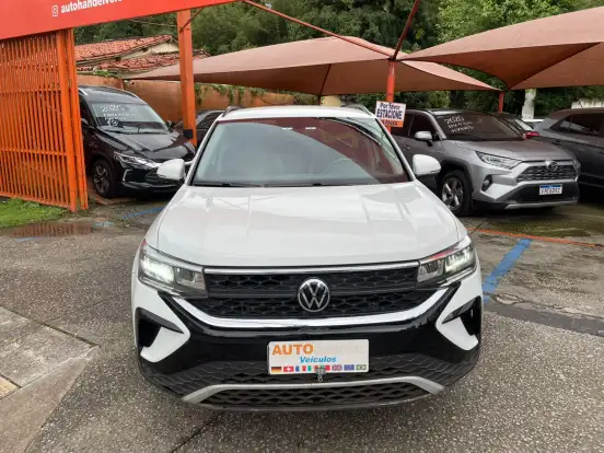 VOLKSWAGEN-TAOS-2022