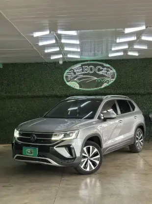 VOLKSWAGEN-TAOS-2023