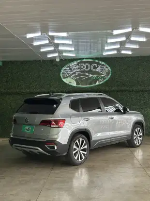 VOLKSWAGEN-TAOS-1.4 250 TSI TOTAL FLEX HIGHLINE AUTOMÁTICO VOLKSWAGEN-TAOS-2023