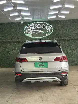 VOLKSWAGEN-TAOS-2023