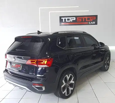 VOLKSWAGEN-TAOS-2025