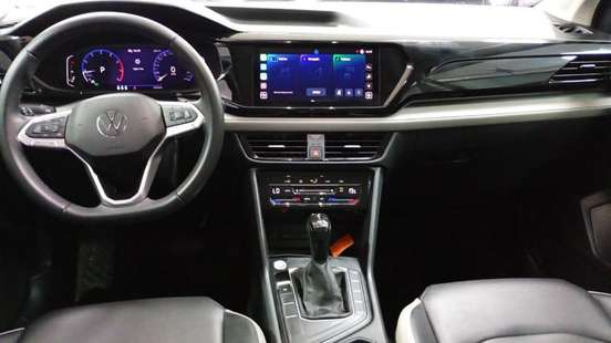 VOLKSWAGEN-TAOS-2025
