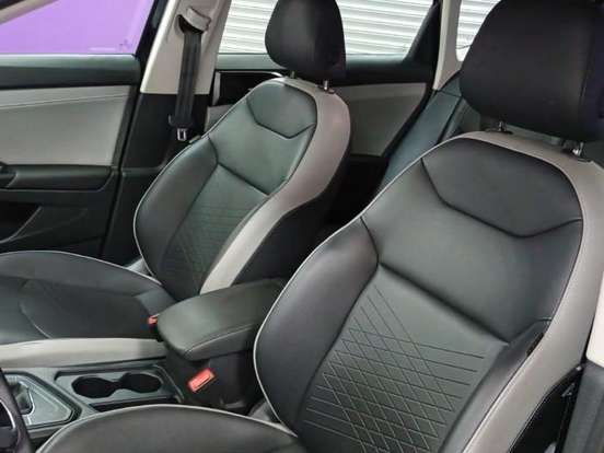 VOLKSWAGEN-TAOS-1.4 250 TSI TOTAL FLEX COMFORTLINE AUTOMÁTICO VOLKSWAGEN-TAOS-2025