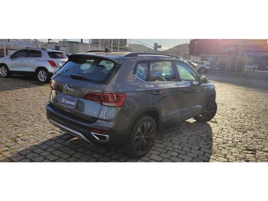 VOLKSWAGEN-TAOS-2024