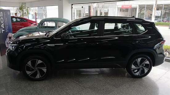 VOLKSWAGEN-TAOS-2026