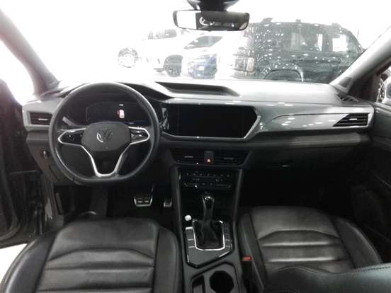 VOLKSWAGEN-TAOS-2024