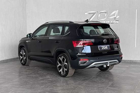 VOLKSWAGEN-TAOS-2025
