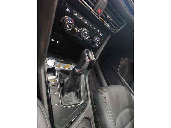VOLKSWAGEN-TAOS-1.4 250 TSI TOTAL FLEX HIGHLINE AUTOMÁTICO VOLKSWAGEN-TAOS-2021