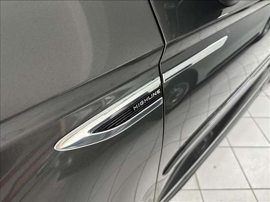 VOLKSWAGEN-TAOS-2024