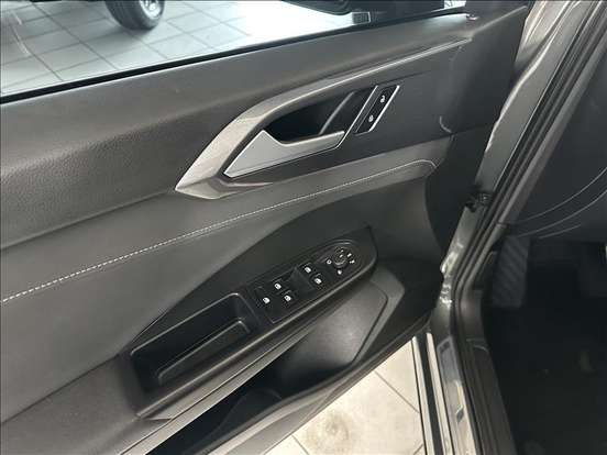 VOLKSWAGEN-TAOS-2024