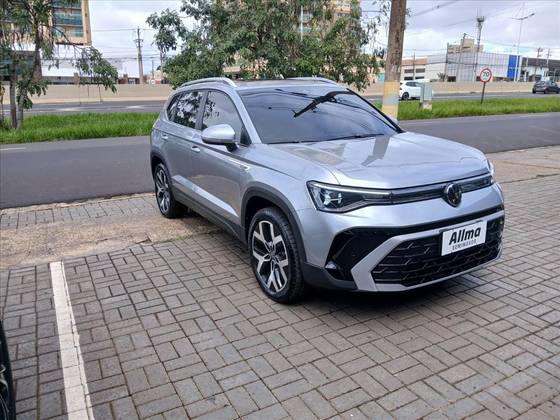 VOLKSWAGEN TAOS 1.4 250 TSI TOTAL FLEX HIGHLINE AUTOMÁTICO