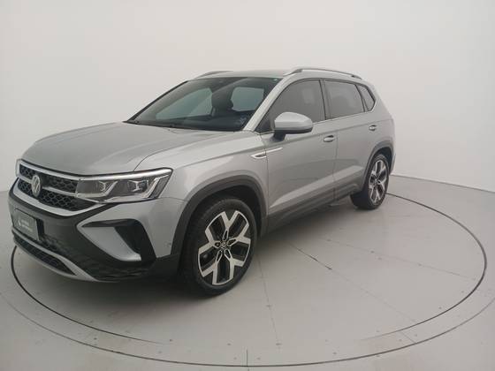 VOLKSWAGEN TAOS 1.4 250 TSI TOTAL FLEX HIGHLINE AUTOMÁTICO