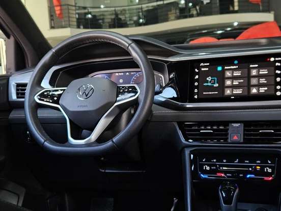VOLKSWAGEN-TAOS-2024