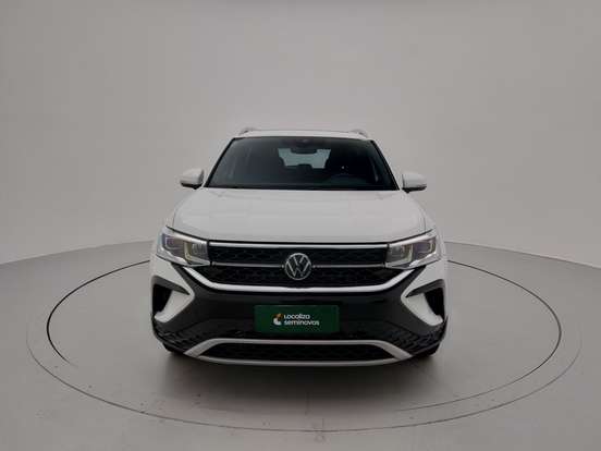 VOLKSWAGEN-TAOS-2023