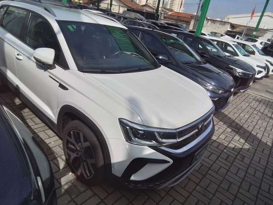 VOLKSWAGEN-TAOS-2024