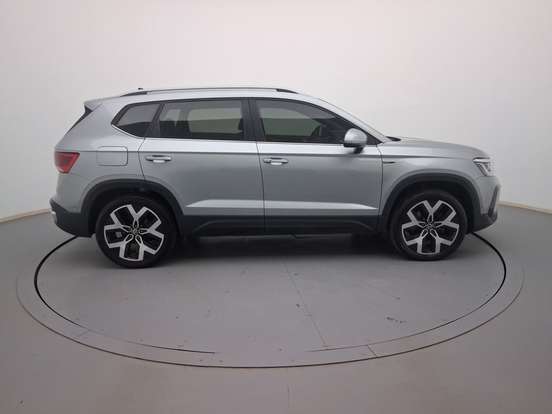 VOLKSWAGEN-TAOS-1.4 250 TSI TOTAL FLEX HIGHLINE AUTOMÁTICO VOLKSWAGEN-TAOS-2024
