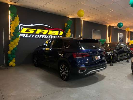 VOLKSWAGEN-TAOS-2022