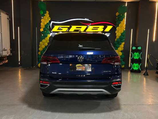 VOLKSWAGEN-TAOS-2022