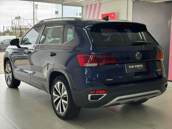 VOLKSWAGEN-TAOS-2022