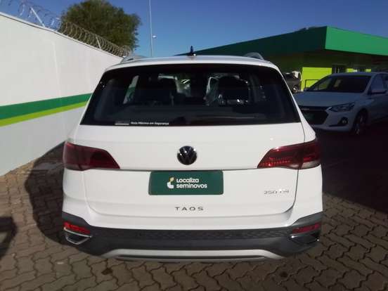 VOLKSWAGEN-TAOS-1.4 250 TSI TOTAL FLEX HIGHLINE AUTOMÁTICO VOLKSWAGEN-TAOS-2024
