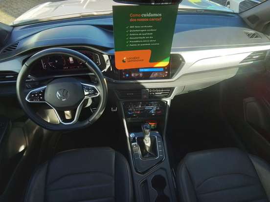 VOLKSWAGEN-TAOS-2024