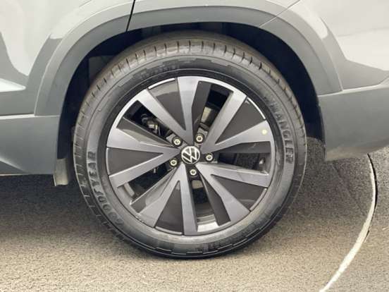 VOLKSWAGEN-TAOS-1.4 250 TSI TOTAL FLEX HIGHLINE AUTOMÁTICO VOLKSWAGEN-TAOS-2022