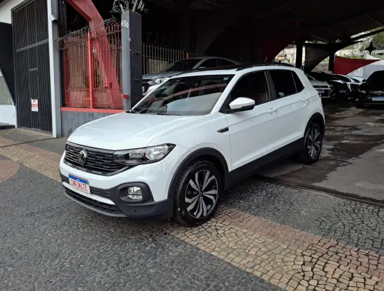 VOLKSWAGEN T-CROSS 1.0 200 TSI TOTAL FLEX COMFORTLINE AUTOMÁTICO