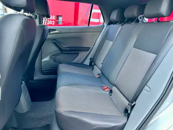 VOLKSWAGEN-T-CROSS-2020