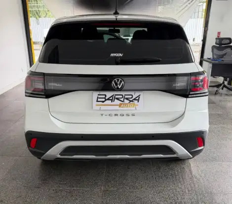 VOLKSWAGEN-T-CROSS-2024