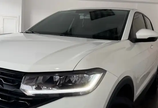 VOLKSWAGEN-T-CROSS-2024