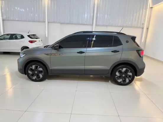 VOLKSWAGEN-T-CROSS-1.4 250 TSI TOTAL FLEX EXTREME AUTOMÁTICO VOLKSWAGEN-T-CROSS-2025